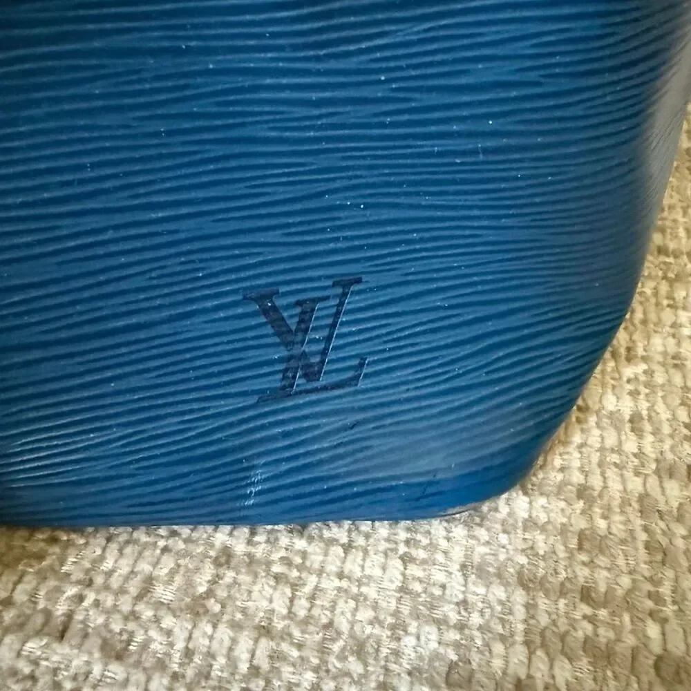 Louis Vuitton Epi Petit Noe